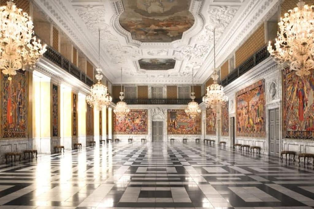 Beautiful Duplex Flat By Rosenborg Castle Lejlighed København Eksteriør billede